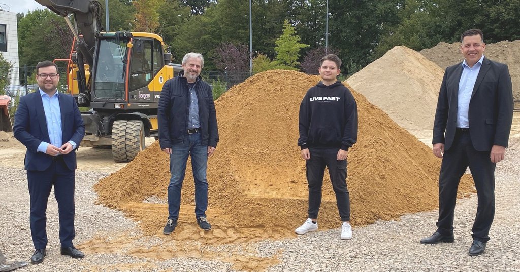 Bürgermeister erfreut: WFG vermarktet Grundstück an die HICO GmbH