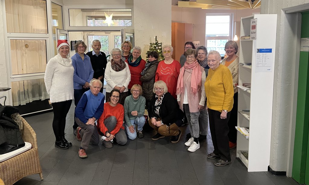 Einsamkeit im Alter: Adventliches Beisammensein
