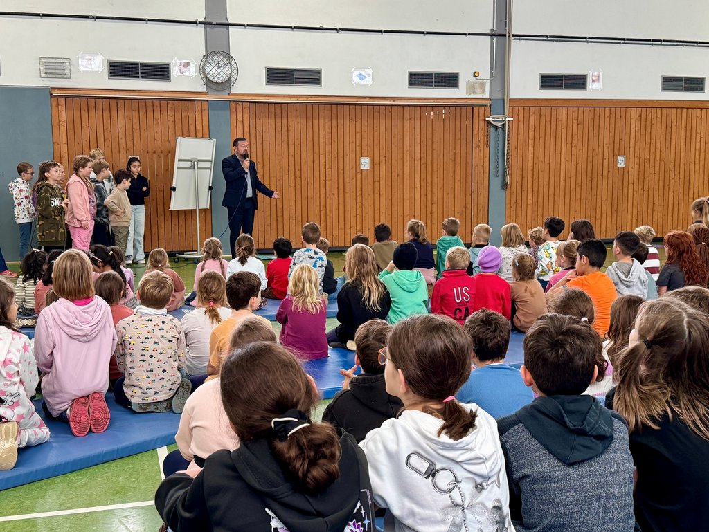 Reichshofschule stimmt für Schulparty