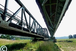 Eisenbahnbrücke