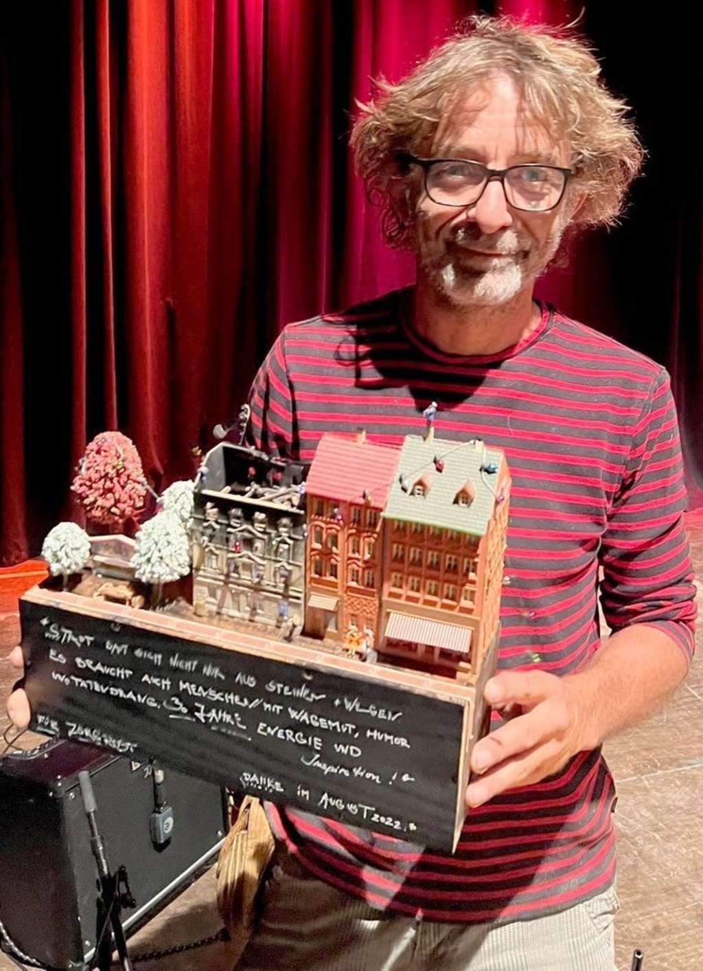 Das Welttheater der Straße ist ein kunstvolles Gesamtwerk