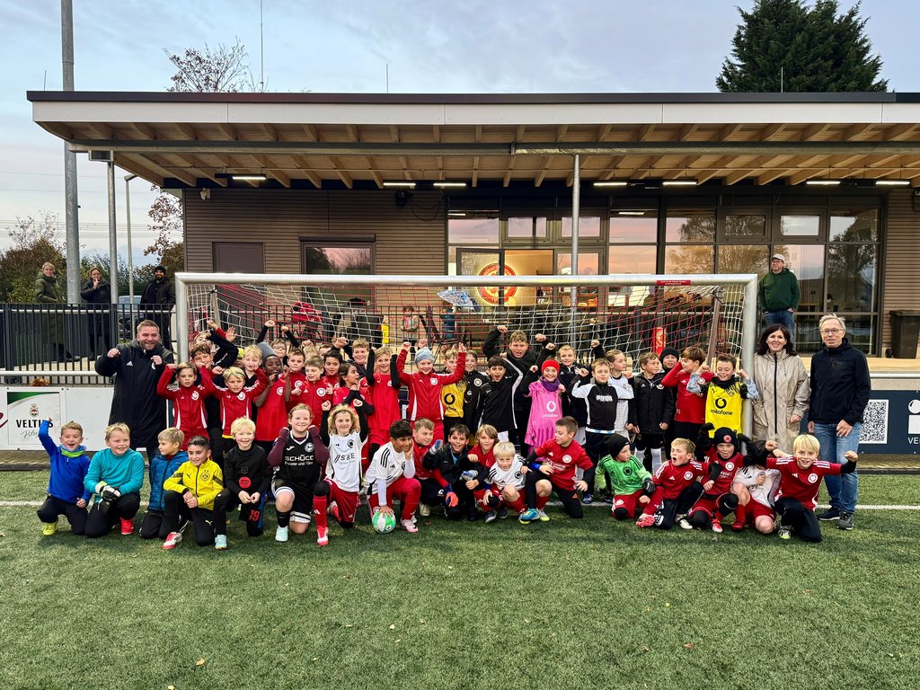 Neues Fußballtor für den Geisecker SV – Stadt unterstützt erneut ihre Sportvereine