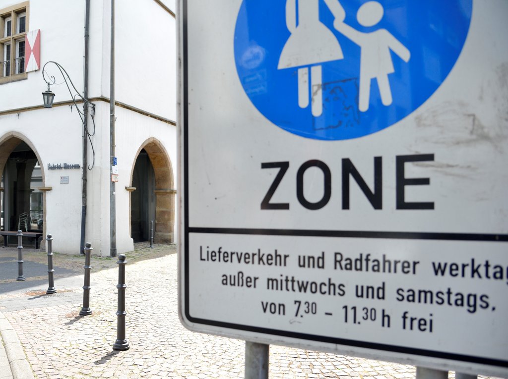 Poller beenden das Parken auf dem Marktplatz