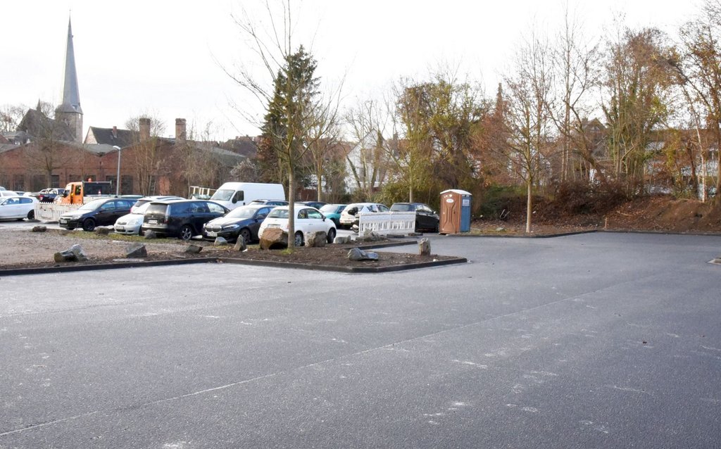 Mehr Parkraum in Schwerte: Erweiterungsfläche am RdW freigegeben