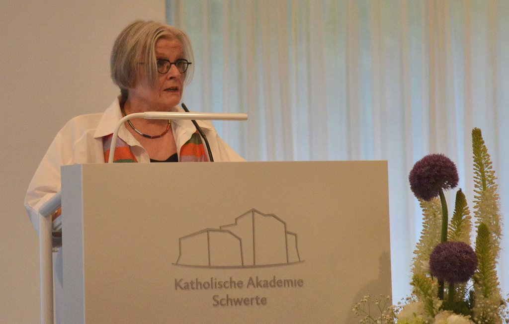 Amnesty International freut sich über die Stadtmedaille