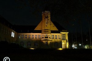 Rathaus I bei Nacht