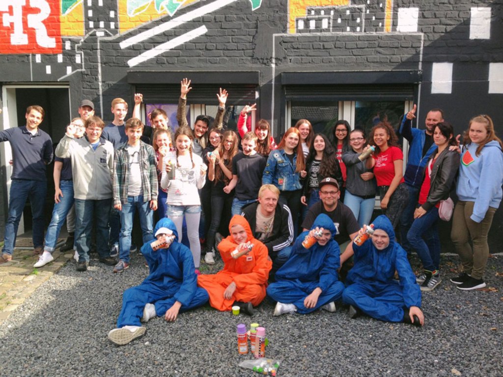 Graffitikünstler voller Vorfreude Foto