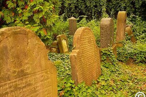 Grabmale der jüdischen Begräbnisstätte