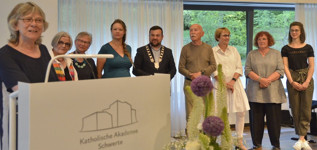 Amnesty International freut sich über die Stadtmedaille