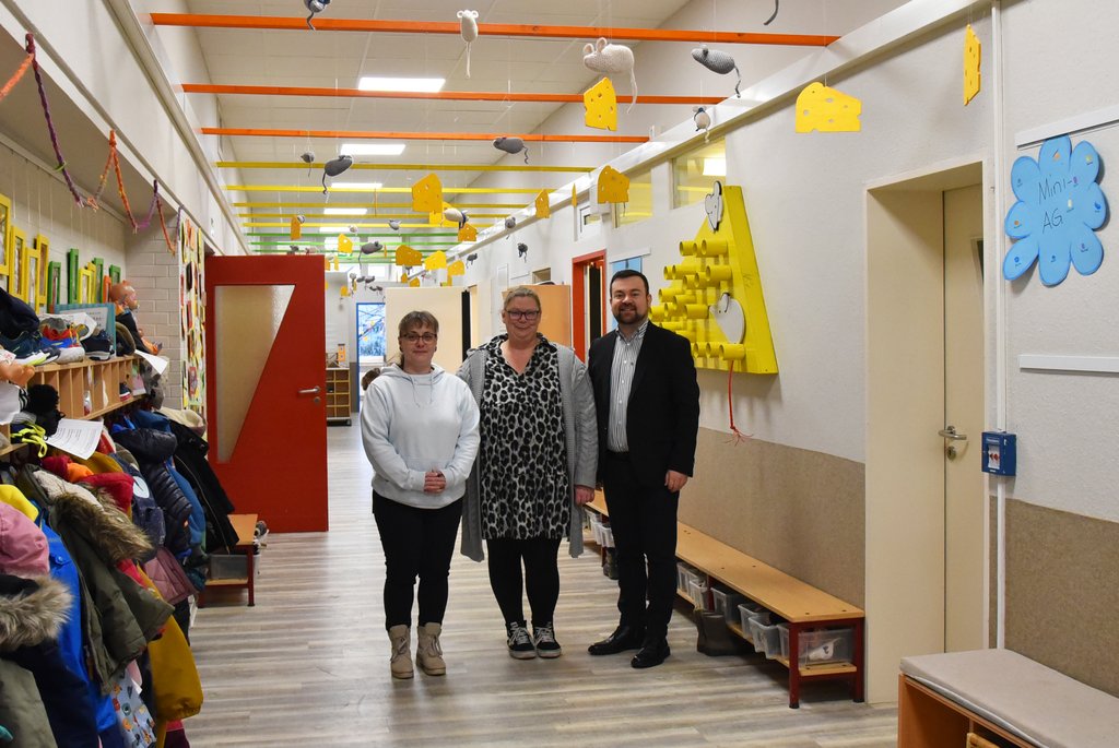 Bürgermeister besucht Kindertagesstätten Mauseloch und Wunderland der Kinderstube Ergste e.V.