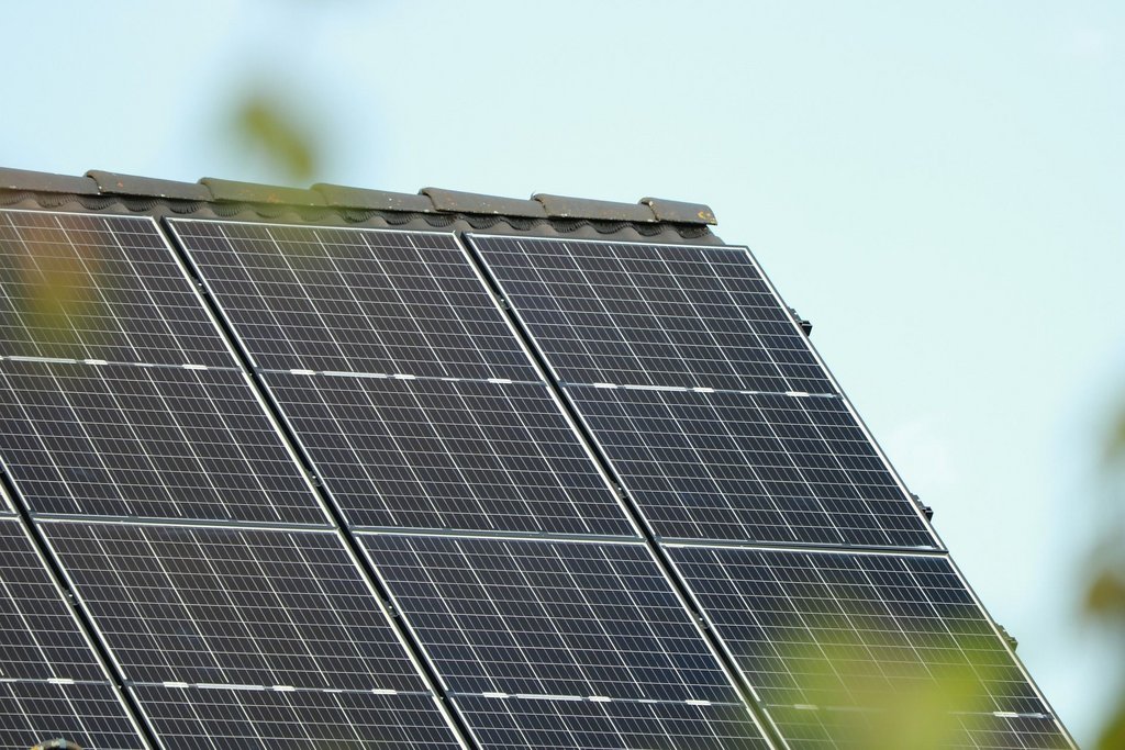 Energiewende: Mehr Photovoltaik aufs Dach