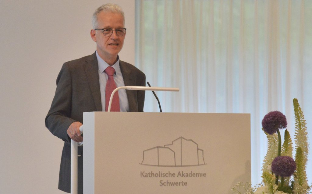 Amnesty International freut sich über die Stadtmedaille