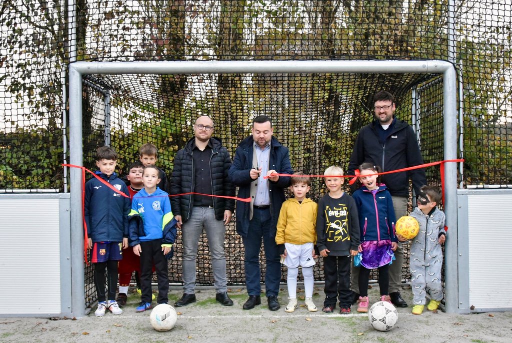Neuer Bolzplatz in Westhofen eröffnet