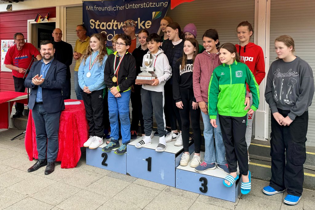 Erfolgreicher ElseCup: Schüler*innen aus Schwerte messen sich im Elsebad