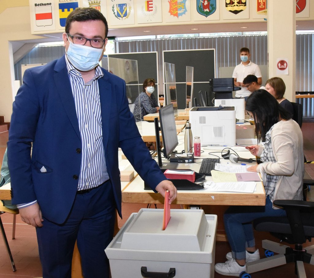 Bürgermeister gehörte zu den ersten Wählern