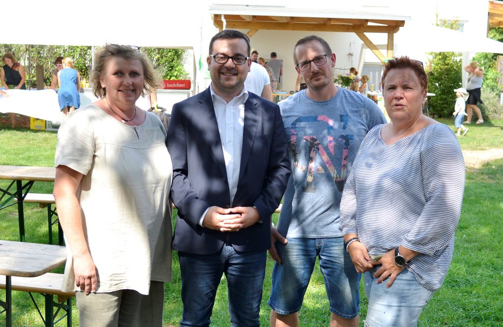 Kiga Schwerter Wald feiert Einweihungsfest mit dem Bürgermeister