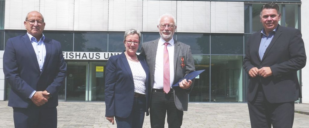 Verdienstkreuz für Thomas Wild würdigt Einsatz um das Elsebad