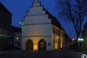 Museum bei Nacht